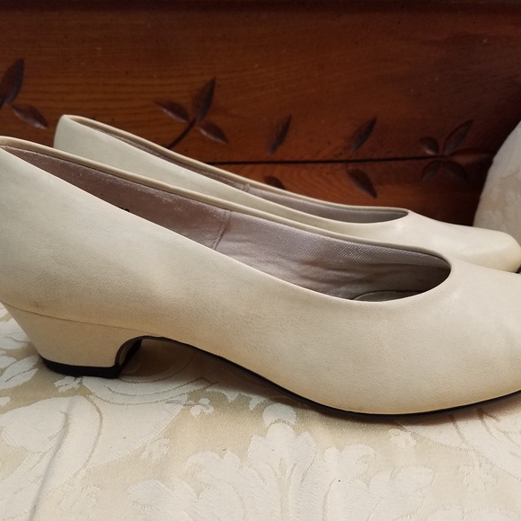 cream low heel shoes